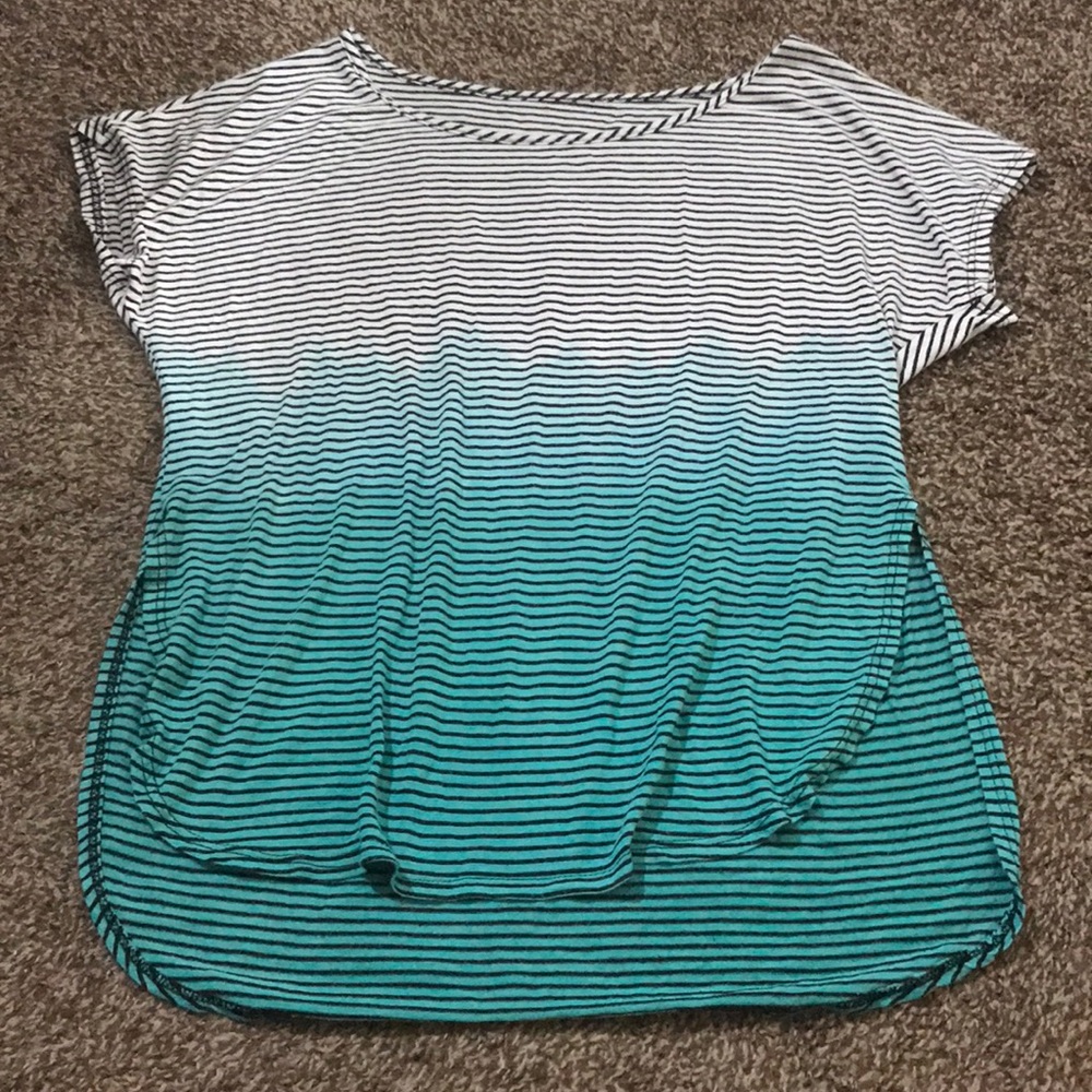 🔥3 for $12🔥•HIP• tee